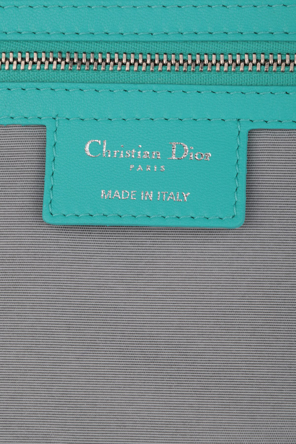 原單迪奧小羊皮DIOR NEW LOCK繫列銀色金屬拼接肩帶女士單肩包M9803PSSQ-593U柑桂酒藍色￥1150.00的图片-高仿迪奧包包DIOR、高仿迪奧女包DIOR