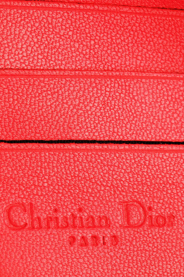 原單迪奧山羊皮New Lock繫列藤格紋Cannage縫線裝飾女士肩包￥1580.00的图片-高仿迪奧包包DIOR、高仿迪奧女包DIOR