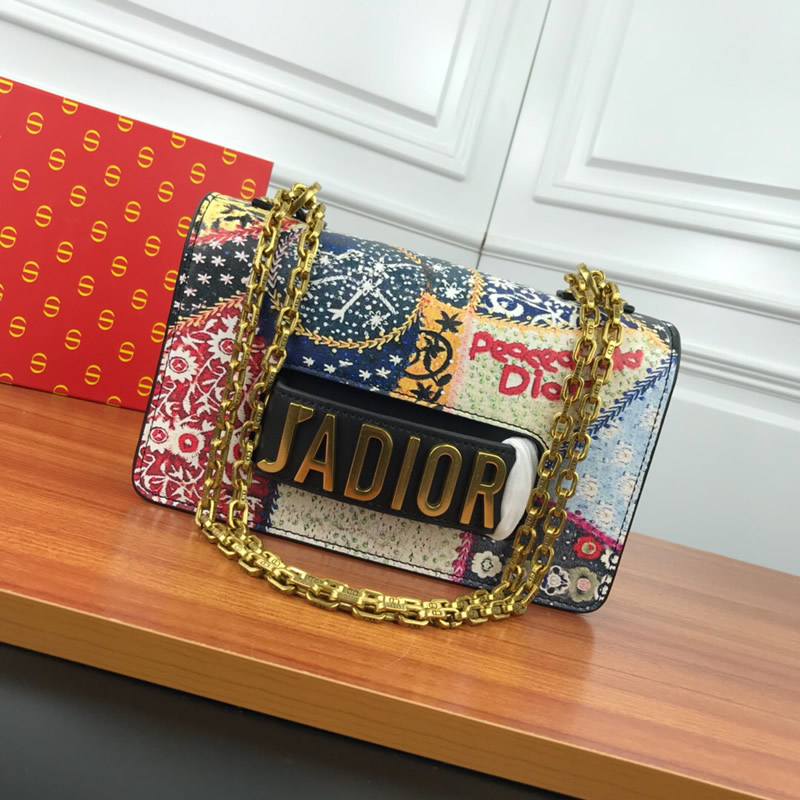 高仿一比一迪奧小牛皮翻蓋式手提包可拆卸鏈帶可手提亦可肩背或斜挎￥1280.00的图片-高仿迪奧包包DIOR、高仿迪奧女包DIOR