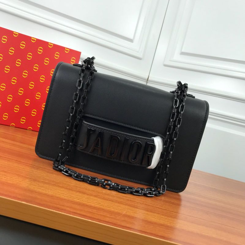 高仿一比一迪奧小牛皮翻蓋式手提包可拆卸鏈帶可手提亦可肩背或斜挎￥1280.00的图片-高仿迪奧包包DIOR、高仿迪奧女包DIOR