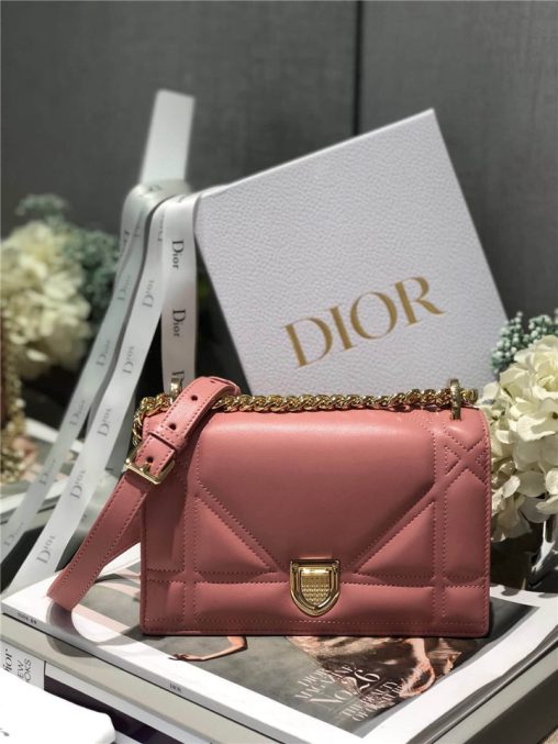 原單Dior Diorama鏈條小包仿迪奧單肩女包新款小羊皮單肩斜挎鏈條包糖果粉￥1580.00