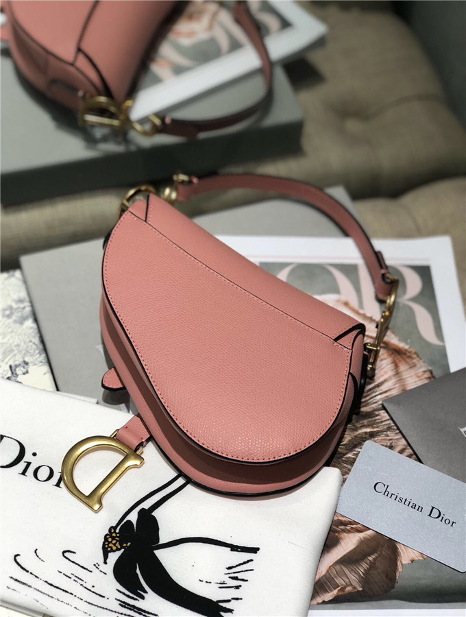 原單Dior馬鞍包仿迪奧女包2019新款糖果粉Saddle Bag小號馬鞍包¥1480.00的图片-高仿迪奧包包DIOR、高仿迪奧女包DIOR 原單Dior馬鞍包仿迪奧女包2019新款糖果粉Saddle Bag小號馬鞍包¥1480.00的图片-高仿迪奧包包DIOR、高仿迪奧女包DIOR