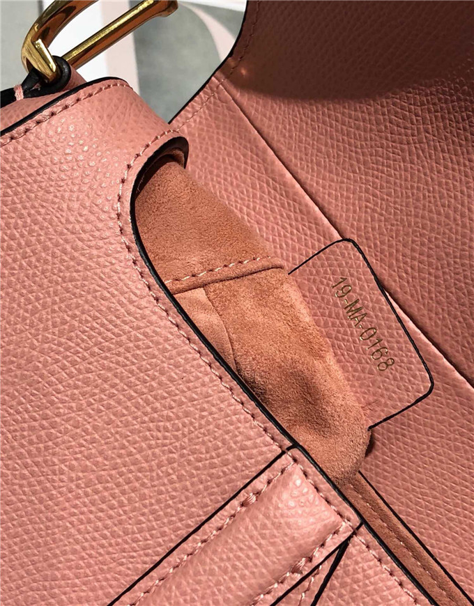 原單Dior馬鞍包仿迪奧女包2019新款糖果粉Saddle Bag小號馬鞍包¥1480.00的图片-高仿迪奧包包DIOR、高仿迪奧女包DIOR 原單Dior馬鞍包仿迪奧女包2019新款糖果粉Saddle Bag小號馬鞍包¥1480.00的图片-高仿迪奧包包DIOR、高仿迪奧女包DIOR