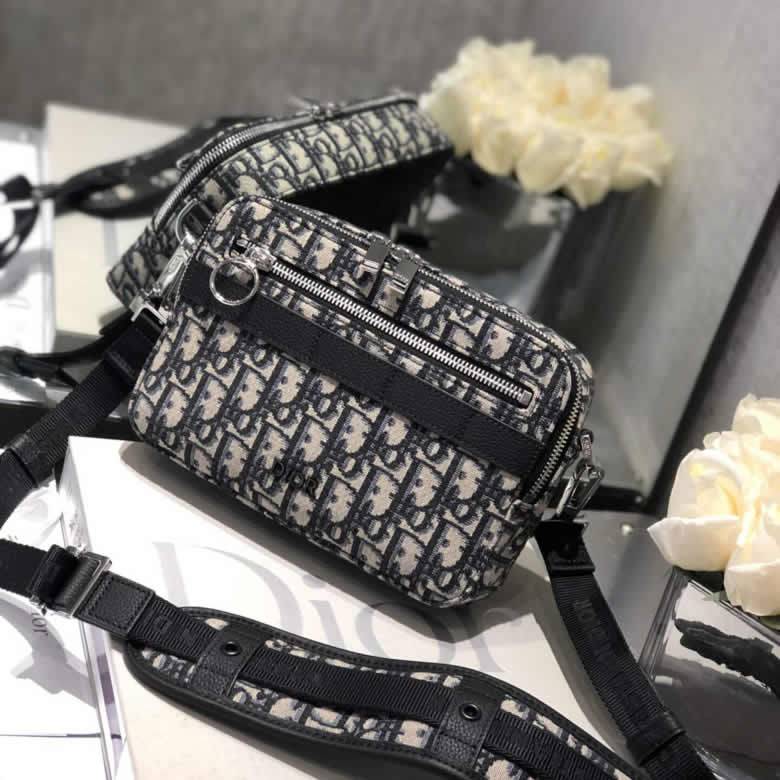 原單Dior迪奧SAFARI信使包1SFPO101YKY_H26E￥1480.00的图片-高仿迪奧包包DIOR、高仿迪奧男包DIOR