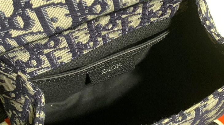 原單Dior迪奧海軍藍提花DIOR OBLIQUE迷妳馬鞍包￥1680.00的图片-高仿迪奧包包DIOR、高仿迪奧男包DIOR