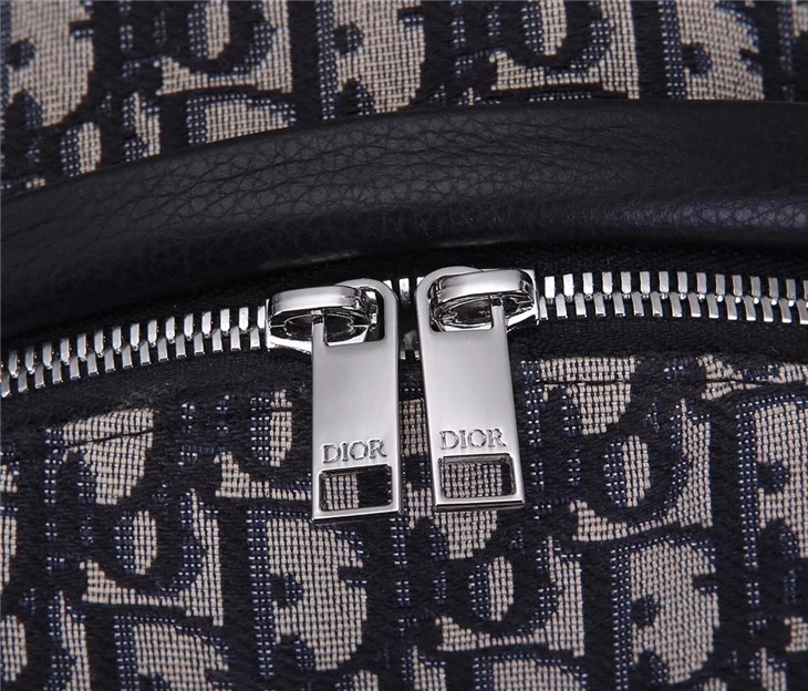 復刻迪奧DIOR Oblique男士2019新款雙肩背包￥980.00的图片-高仿迪奧包包DIOR、高仿迪奧男包DIOR