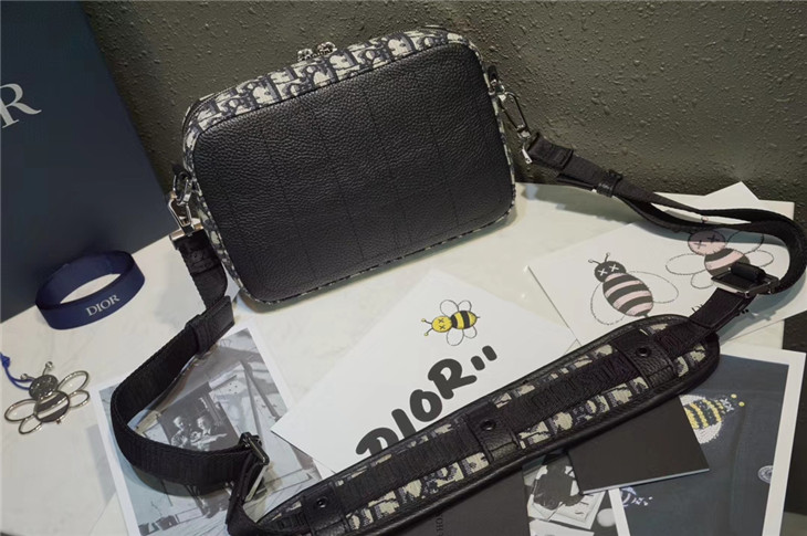 原單一比一迪奧dior男士老花相機包￥780.00的图片-高仿迪奧包包DIOR、高仿迪奧男包DIOR
