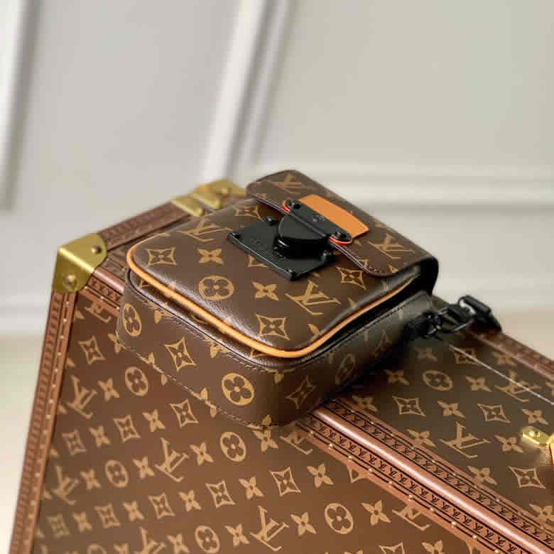 LV/路易威登S-LOCK VERTICAL迷妳手袋 經典老花男包 M81522￥1280.00的图片-高仿LV包包、高仿lv女包