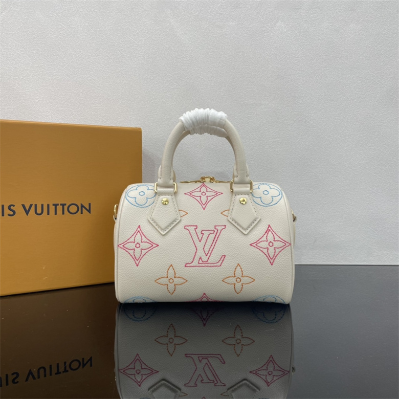 高仿LV路易威登女士手提斜挎包全皮枕頭包speedy繫列 M46667米白￥1280.00的图片-高仿LV包包、高仿lv女包