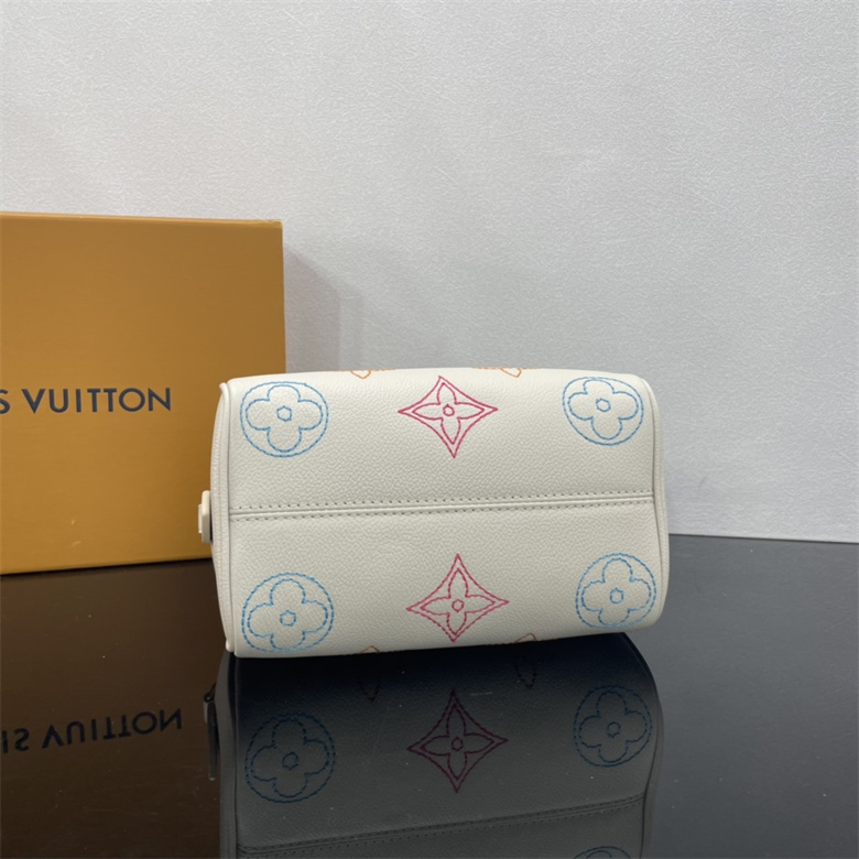 高仿LV路易威登女士手提斜挎包全皮枕頭包speedy繫列 M46667米白￥1280.00的图片-高仿LV包包、高仿lv女包