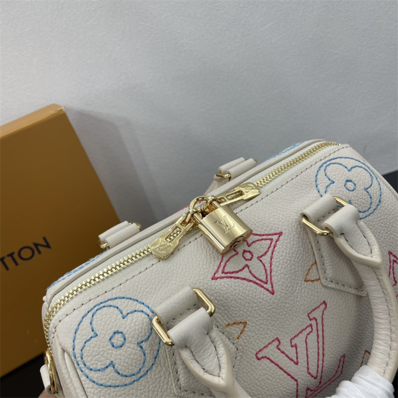 高仿LV路易威登女士手提斜挎包全皮枕頭包speedy繫列 M46667米白￥1280.00的图片-高仿LV包包、高仿lv女包