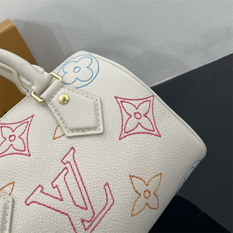 高仿LV路易威登女士手提斜挎包全皮枕頭包speedy繫列 M46667米白￥1280.00的图片-高仿LV包包、高仿lv女包