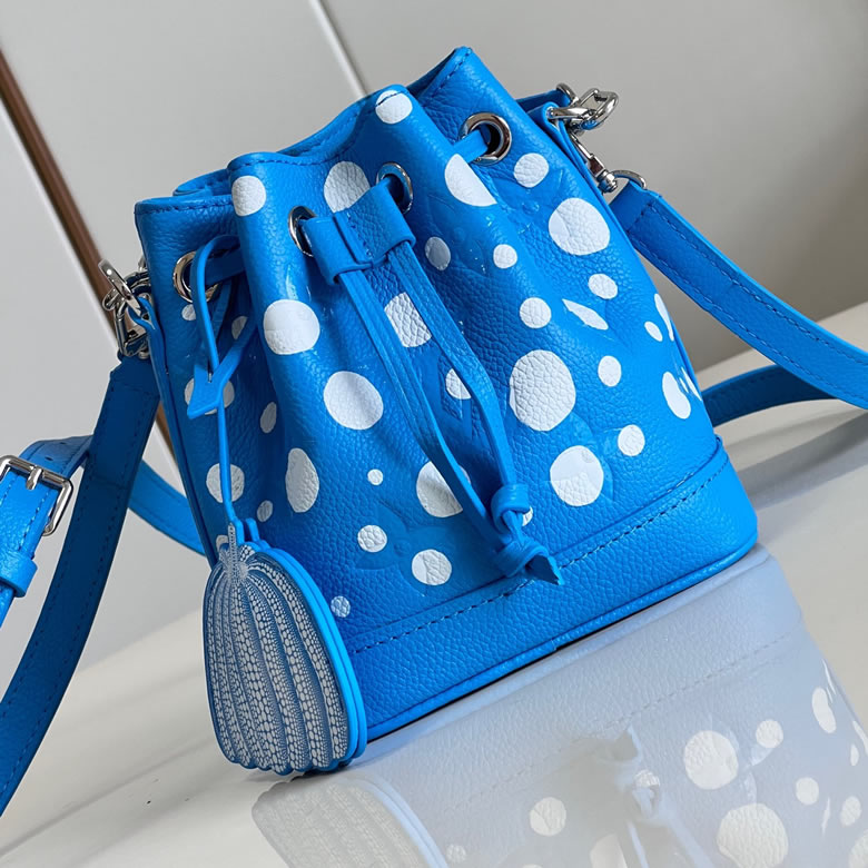 頂級原單lv女包日本藝術家草間彌生M81985藍¥1480.00的图片-高仿LV包包、高仿lv女包 頂級原單lv女包日本藝術家草間彌生M81985藍¥1480.00的图片-高仿LV包包、高仿lv女包