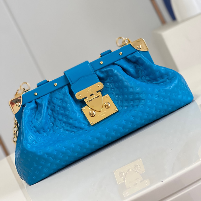 lv高仿女包Monogram壓印花紋M22325藍¥1480.00的图片-高仿LV包包、高仿lv女包 lv高仿女包Monogram壓印花紋M22325藍¥1480.00的图片-高仿LV包包、高仿lv女包