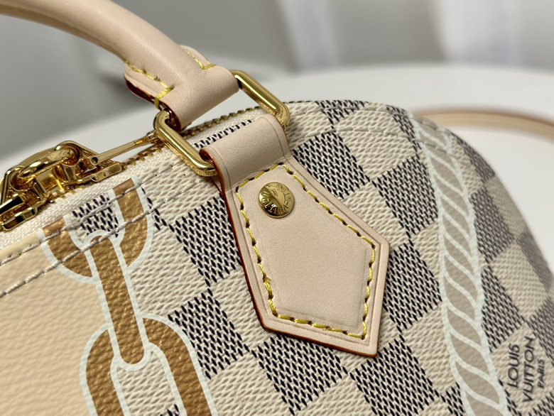 LV易威登23新款女士達米爾天藍色帆佈配皮單肩包N40472¥1480.00的图片-高仿LV包包、高仿lv女包 LV易威登23新款女士達米爾天藍色帆佈配皮單肩包N40472¥1480.00的图片-高仿LV包包、高仿lv女包