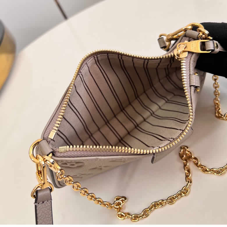 lv路易威登23新款女士米色壓花牛皮金色金屬拉鏈開合單肩包M81862￥1280.00的图片-高仿LV包包、高仿lv女包