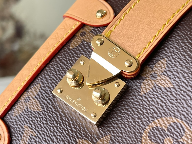 頂級原單lv谷愛淩秀場同款2023早春繫列Cruise繫列M46358老花黃皮￥1280.00的图片-高仿LV包包、高仿lv女包