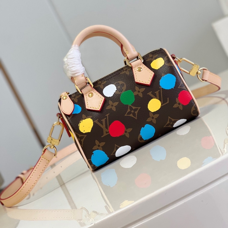 原單lv手袋草間彌生合作繫列枕頭包speedy25 M81979￥1280.00的图片-高仿LV包包、高仿lv女包