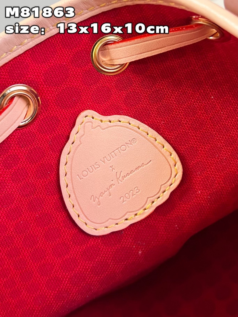原單lv手袋lv女包LV草間彌生繫列mini水桶包M81863￥1280.00的图片-高仿LV包包、高仿lv女包