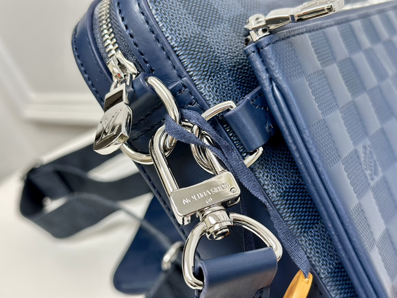 LV公文包棋盤格Dandy中號公文包 N40438藍色¥1480.00的图片-高仿LV包包、高仿lv男包 LV公文包棋盤格Dandy中號公文包 N40438藍色¥1480.00的图片-高仿LV包包、高仿lv男包