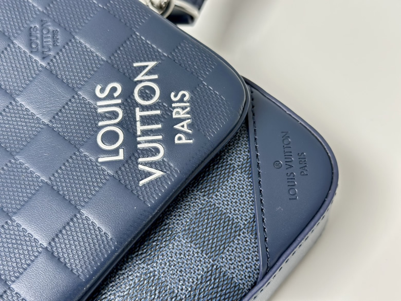 LV公文包棋盤格Dandy中號公文包 N40438藍色¥1480.00的图片-高仿LV包包、高仿lv男包 LV公文包棋盤格Dandy中號公文包 N40438藍色¥1480.00的图片-高仿LV包包、高仿lv男包