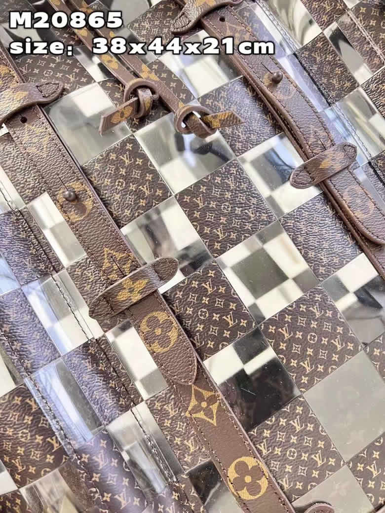 LV2022秋冬季Christopher 雙肩包 M20865￥2480.00的图片-高仿LV包包、高仿lv男包