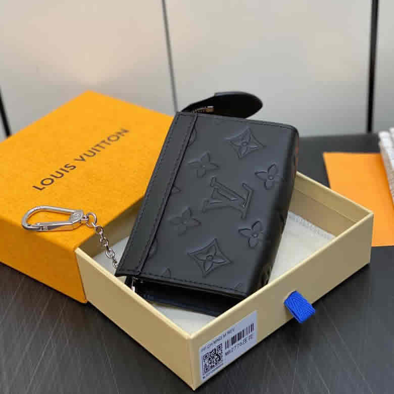 原單lv鑰匙包錢包繫列秋冬新款VOYAGE鑰匙包 M82776黑色全皮￥880.00的图片-高仿LV包包、高仿lv錢包