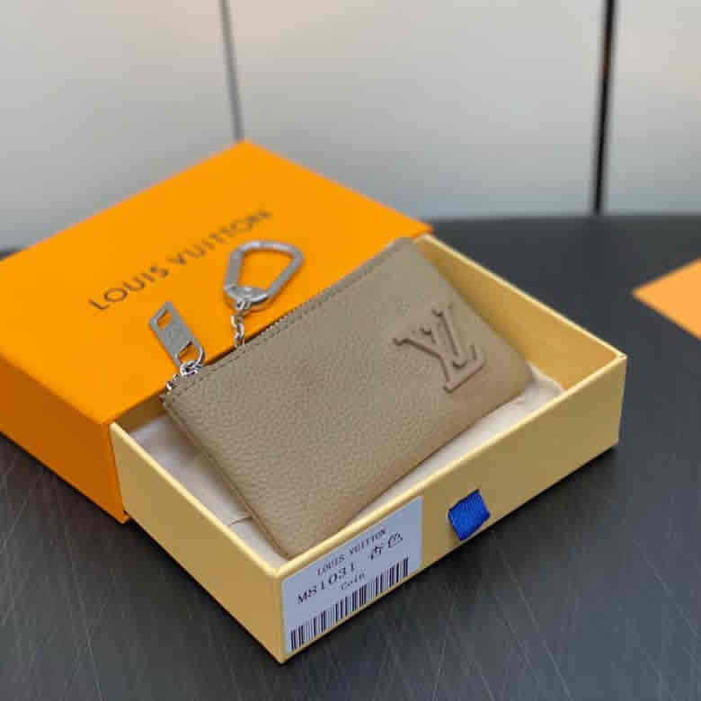 高仿lv全皮鑰匙包錢包繫列 POCHETTE CLE 鑰匙包 m81031杏色￥680.00的图片-高仿LV包包、高仿lv錢包