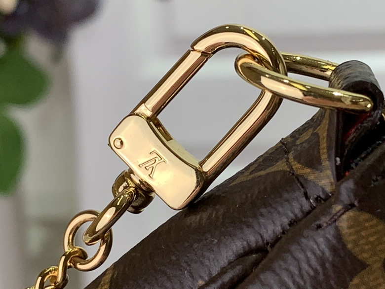 頂級原單Mini花卉風箏路過水上舢闆lv手拿包M81965-lv錢包￥1180.00的图片-高仿LV包包、高仿lv錢包