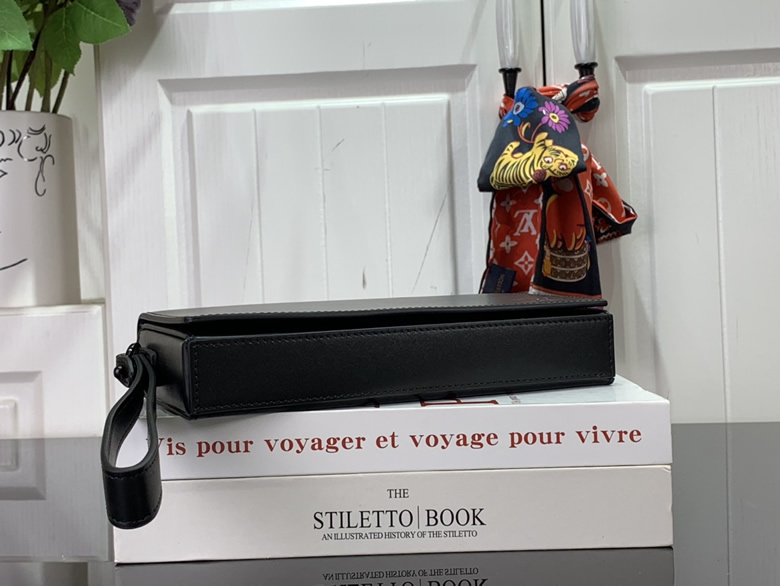 頂級原單lv錢包m80589克色水波紋￥880.00的图片-高仿LV包包、高仿lv錢包