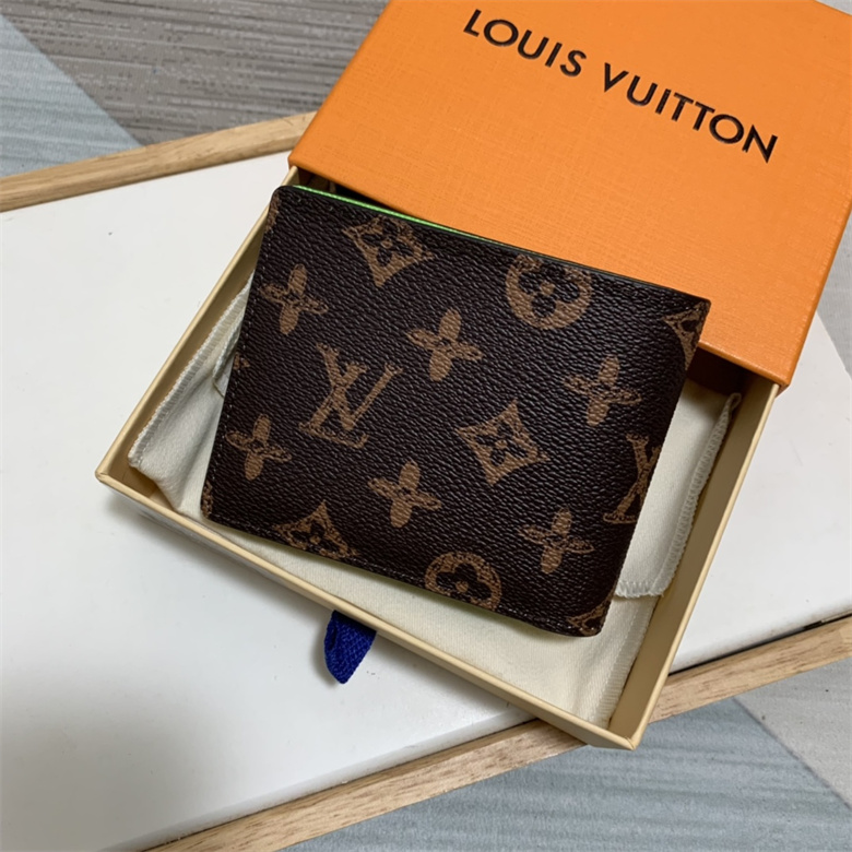 高仿lv錢包Multiple錢夾N°7 標識 M81257￥780.00的图片-高仿LV包包、高仿lv錢包