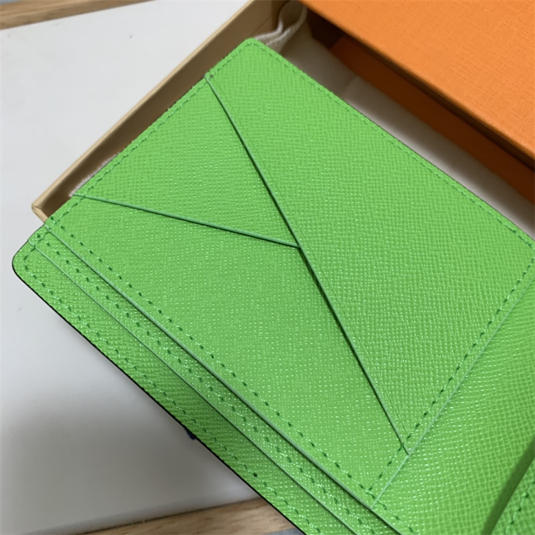 高仿lv錢包Multiple錢夾N°7 標識 M81257￥780.00的图片-高仿LV包包、高仿lv錢包