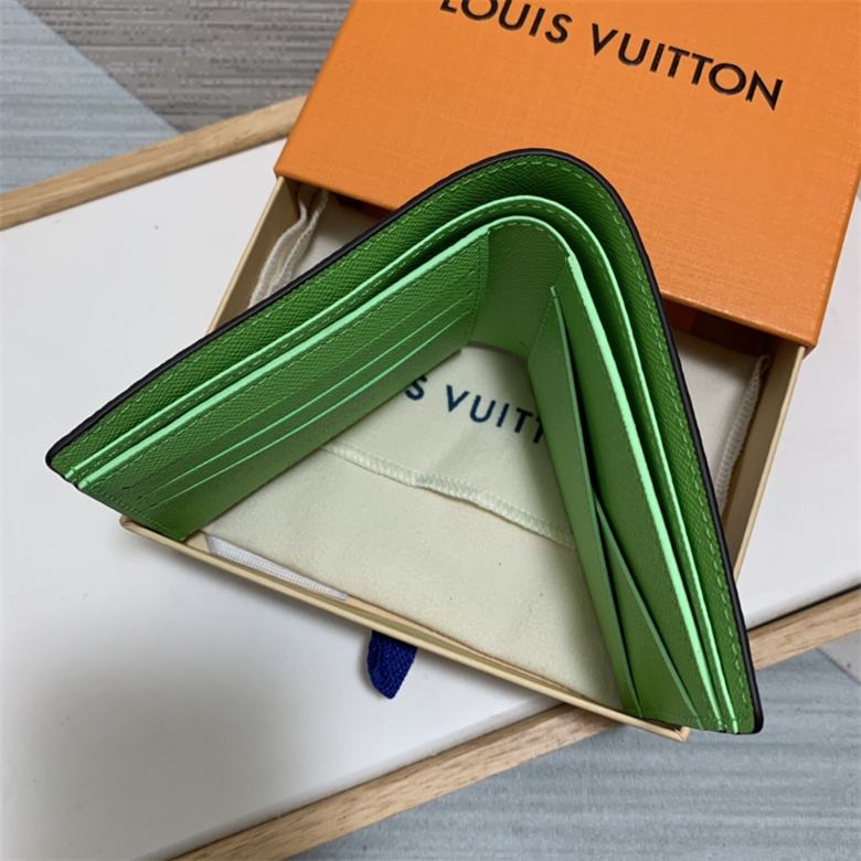 高仿lv錢包Multiple錢夾N°7 標識 M81257￥780.00的图片-高仿LV包包、高仿lv錢包