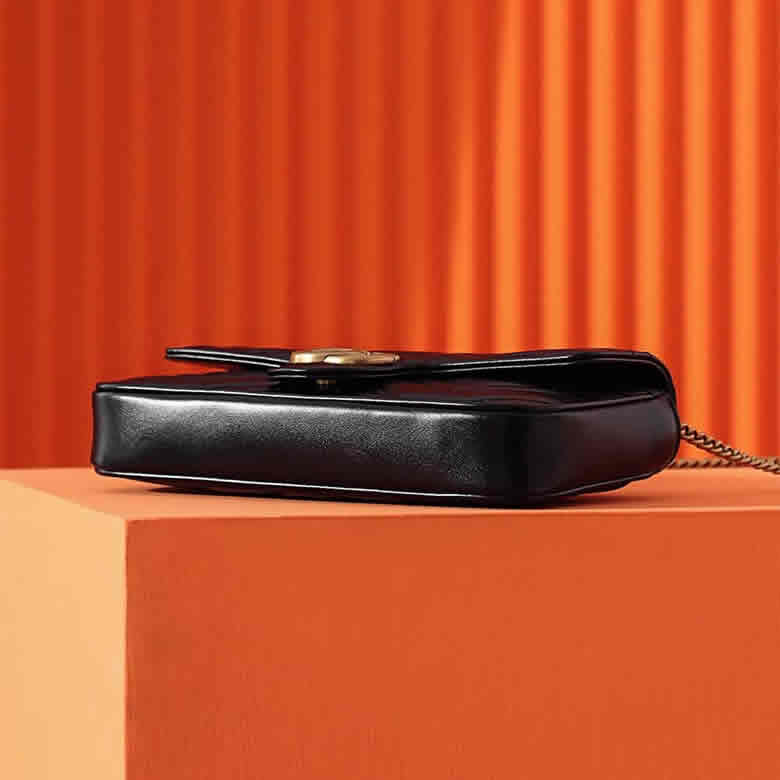 Gucci 2023新款 GG Marmont繫列鏈條包配卡包751526￥1480.00的图片-高仿古奇包包Gucci、高仿古奇女包Gucci