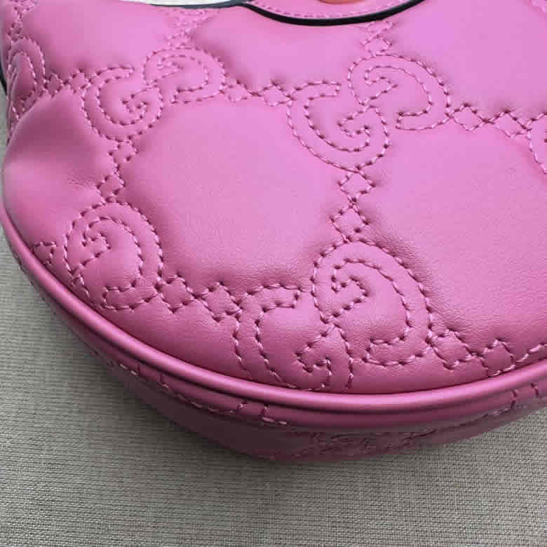 GUCCI古馳GG Matelassé迷妳手袋739736黑￥1280.00的图片-高仿古奇包包Gucci、高仿古奇女包Gucci