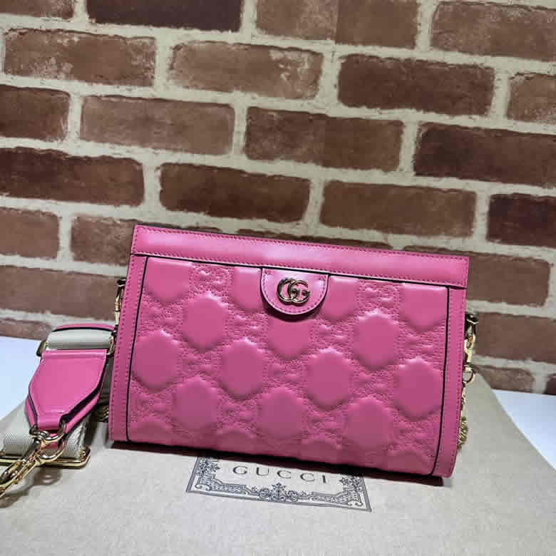 GUCCI古馳GG Matelassé小號手袋702200￥1280.00的图片-高仿古奇包包Gucci、高仿古奇女包Gucci