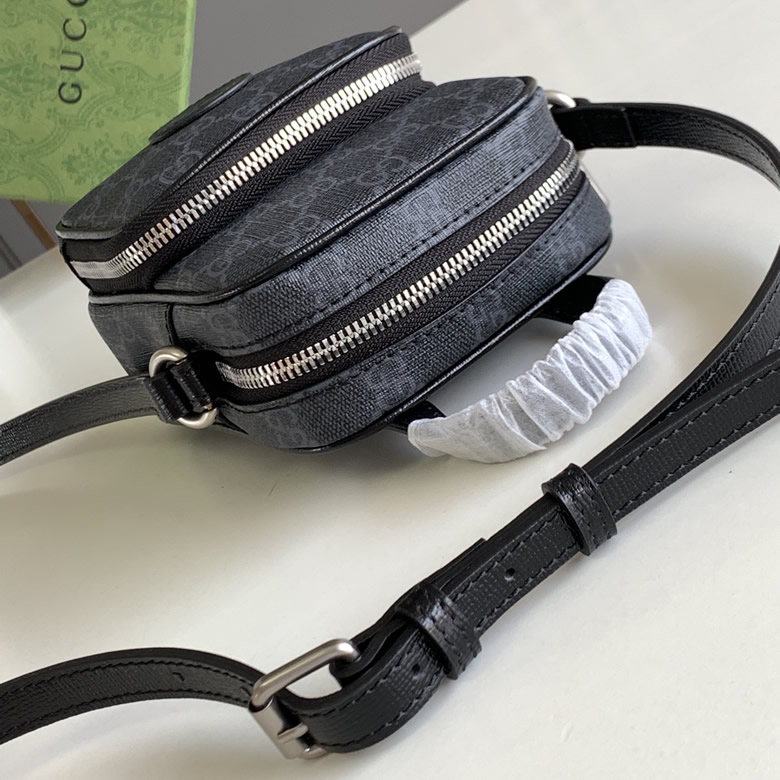 古琦gucci官網男士包包互扣式雙G迷妳相機包手袋 672952￥1480.00的图片-高仿古奇包包Gucci、高仿古奇男包Gucci