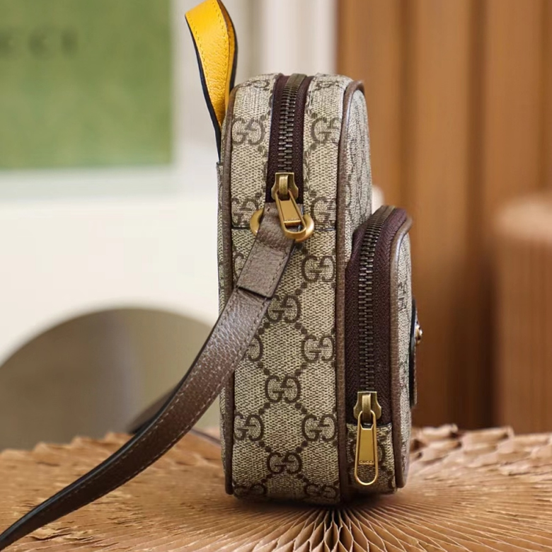 高仿Gucci Neo Vintage迷你手袋Gucci相機包虎頭包 658556¥980.00的图片-高仿古奇包包Gucci、高仿古奇錢包Gucci 高仿Gucci Neo Vintage迷你手袋Gucci相機包虎頭包 658556¥980.00的图片-高仿古奇包包Gucci、高仿古奇錢包Gucci