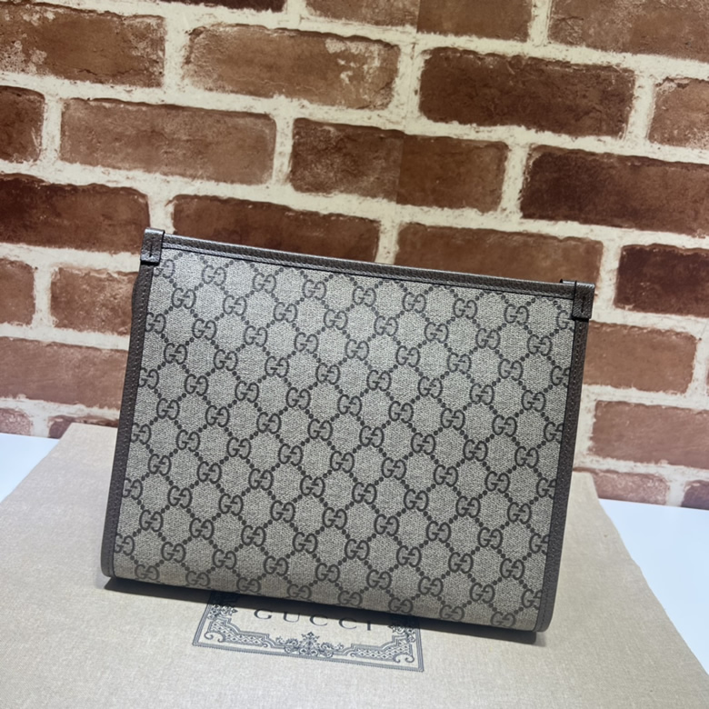 高仿GUCCI古馳印花手拿包703805￥980.00的图片-高仿古奇包包Gucci、高仿古奇錢包Gucci