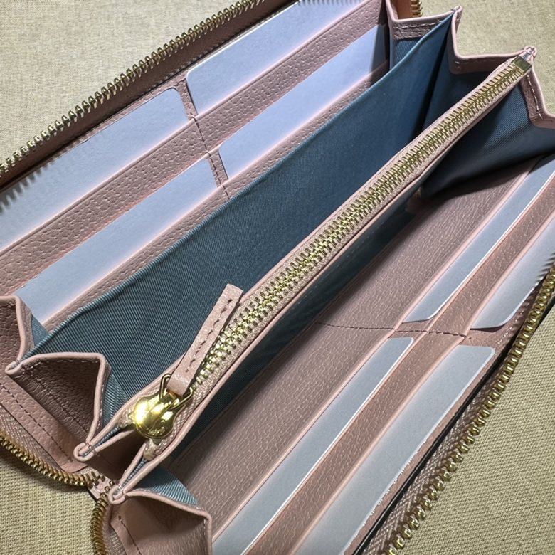 Gucci古馳藍色象牙白色GG丹寧面料飾花卉刺繡Ophidia繫列全拉鏈錢包 523154￥880.00的图片-高仿古奇包包Gucci、高仿古奇錢包Gucci