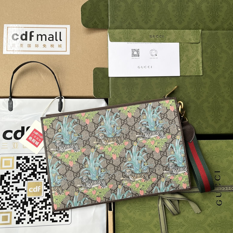 高仿古奇手包2022新年老虎和花朵印花米色和烏木色688378￥980.00的图片-高仿古奇包包Gucci、高仿古奇錢包Gucci