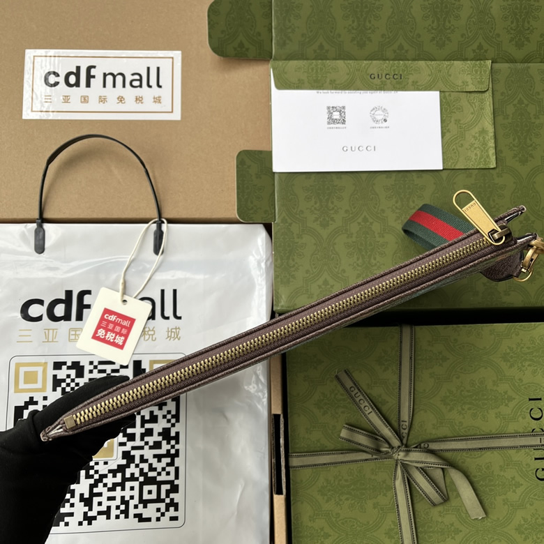 高仿古奇手包2022新年老虎和花朵印花米色和烏木色688378￥980.00的图片-高仿古奇包包Gucci、高仿古奇錢包Gucci