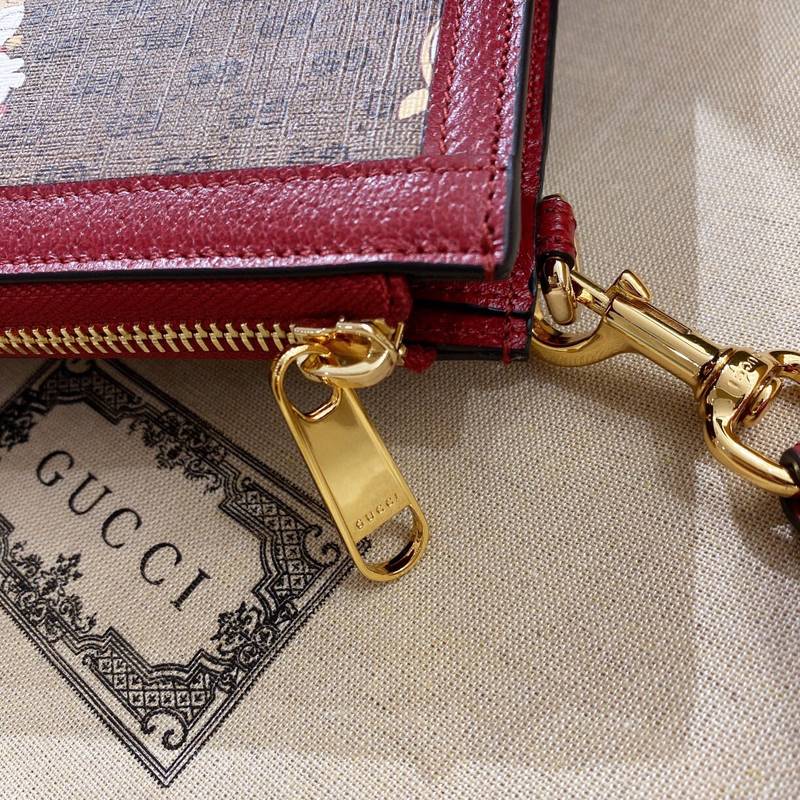 古奇哆啦A夢機器貓男女同款高仿信封包手拿包手包654503￥980.00的图片-高仿古奇包包Gucci、高仿古奇錢包Gucci