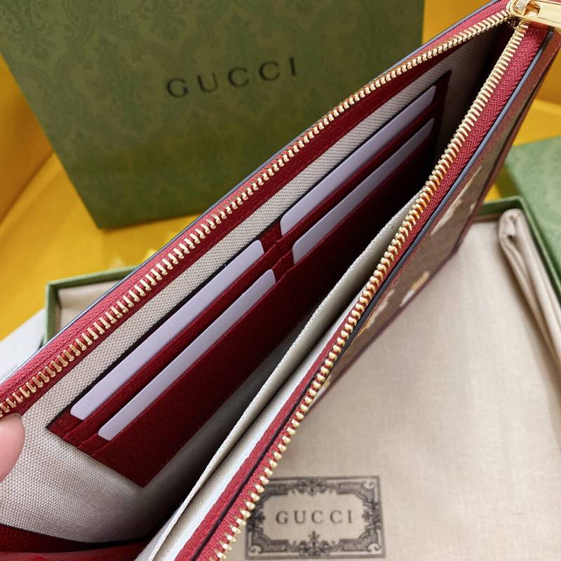 古奇哆啦A夢機器貓男女同款高仿信封包手拿包手包654503￥980.00的图片-高仿古奇包包Gucci、高仿古奇錢包Gucci