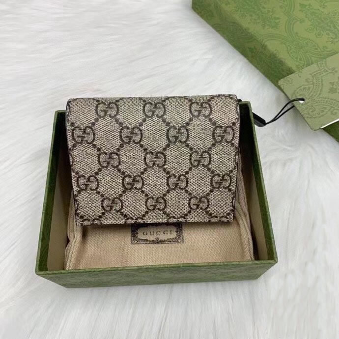 古馳新款錢包 情人節限定款愛心卡包 648848愛心￥880.00的图片-高仿古奇包包Gucci、高仿古奇錢包Gucci