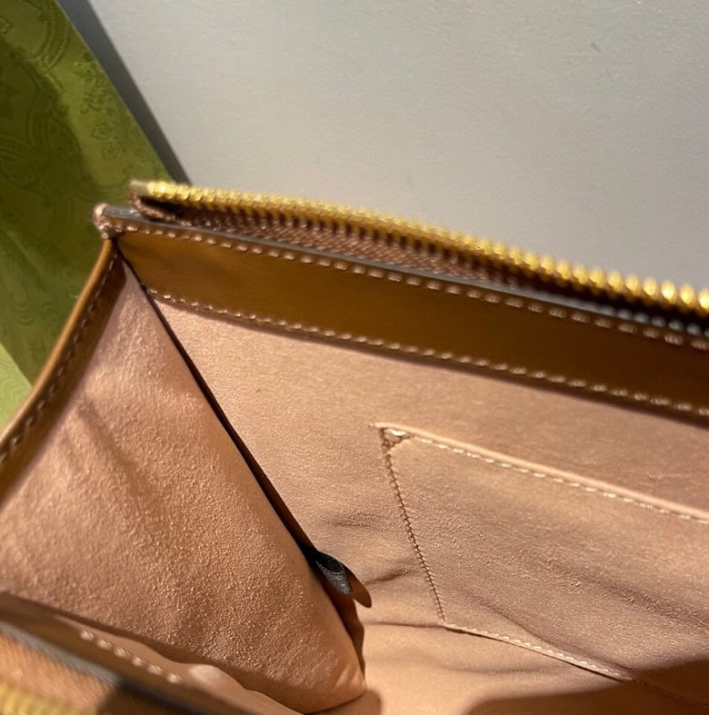 原單古奇拉鏈手拿包647332啡棕￥980.00的图片-高仿古奇包包Gucci、高仿古奇錢包Gucci