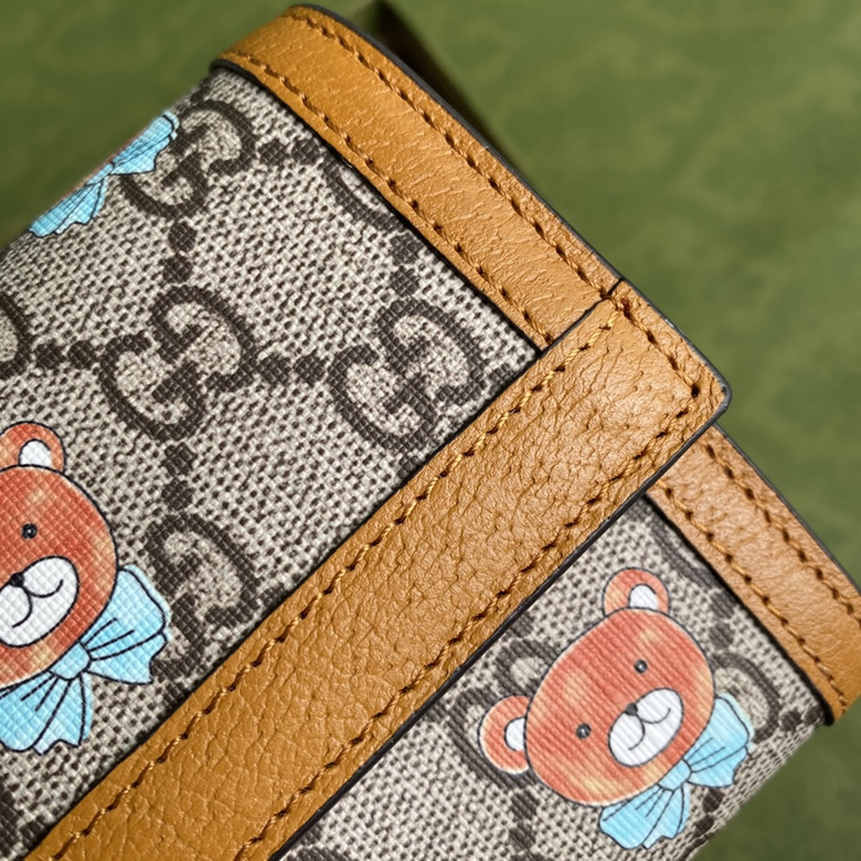 原單gucci最新款印花泰迪熊圖案繫列翻蓋式錢包647786￥1280.00的图片-高仿古奇包包Gucci、高仿古奇錢包Gucci