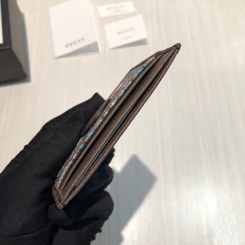 古馳卡包Disney x Gucci唐老鴨印花卡片夾 647942¥880.00的图片-高仿古奇包包Gucci、高仿古奇錢包Gucci 古馳卡包Disney x Gucci唐老鴨印花卡片夾 647942¥880.00的图片-高仿古奇包包Gucci、高仿古奇錢包Gucci