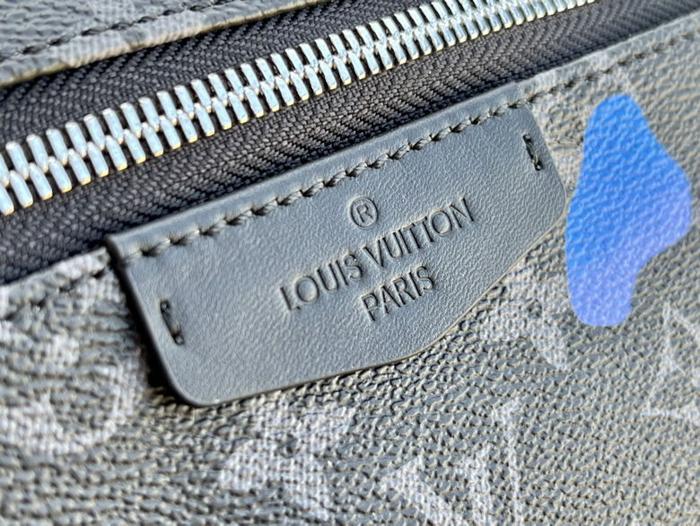 原單lv雙肩包出自Room with a View膠囊繫列飄浮雲朵的憧憬M21429￥1880.00的图片-高仿LV包包、高仿lv男包