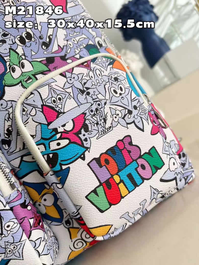 lv雙肩包2022秋冬繫列Damier Graphite帆佈錶面描繪動物圖案M21846￥1680.00的图片-高仿LV包包、高仿lv男包